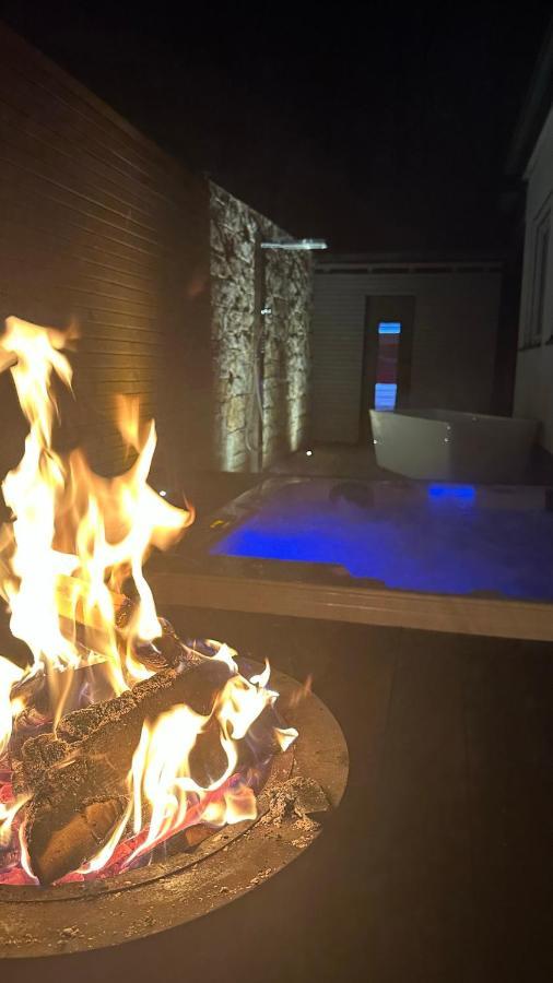 Designer-loft Mit Whirlpool Appartement *