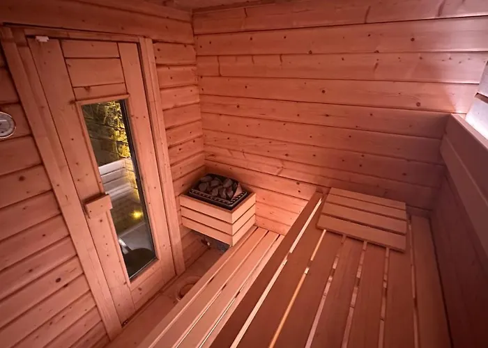 Designer-Loft Mit Whirlpool