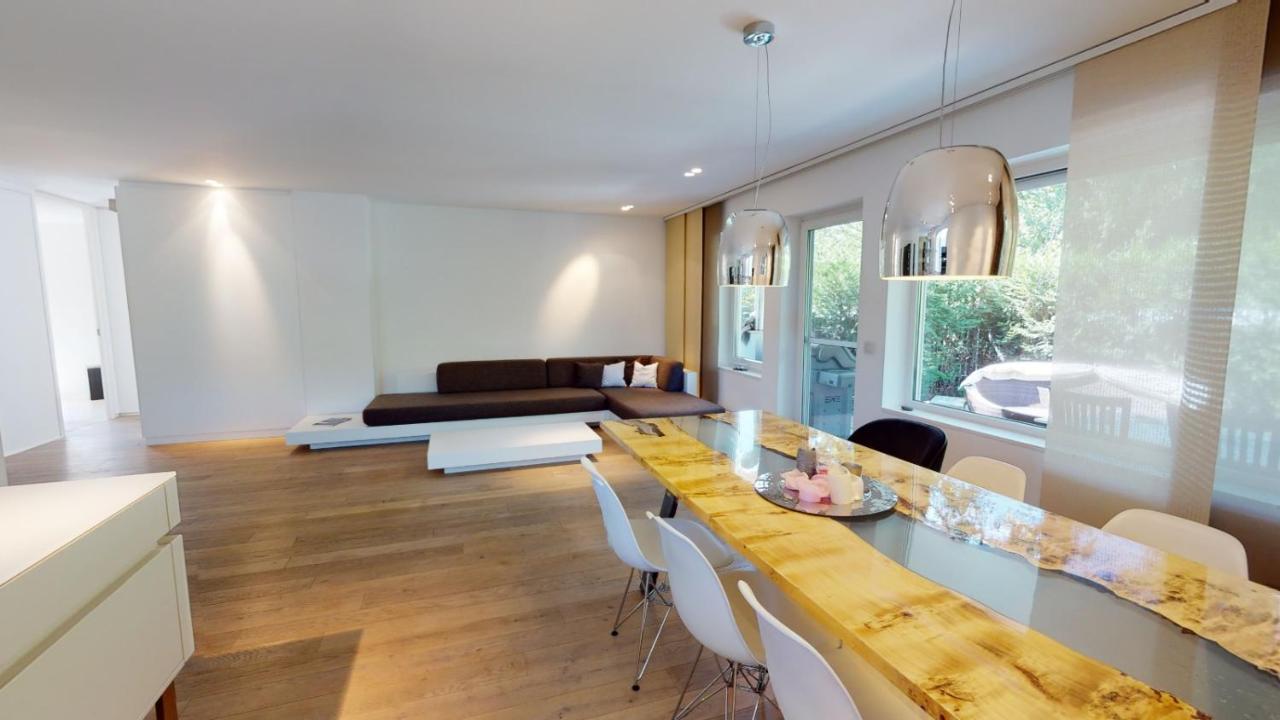 Designer-loft Mit Whirlpool