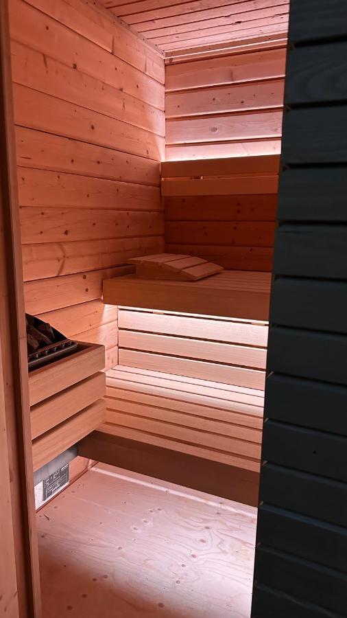 Designer-loft Mit Whirlpool
