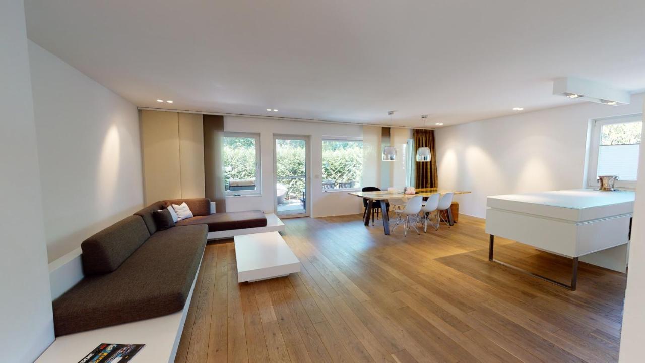 Designer-loft Mit Whirlpool Cologne